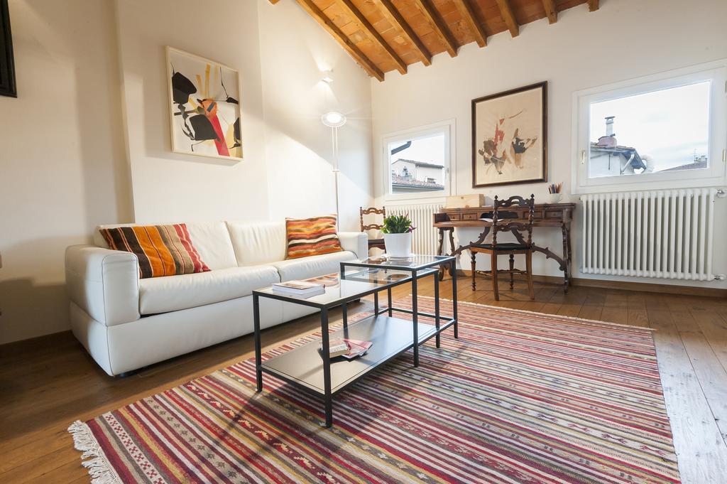 Poet'S Santo Spirito Apt. Apartment Florence Exterior photo