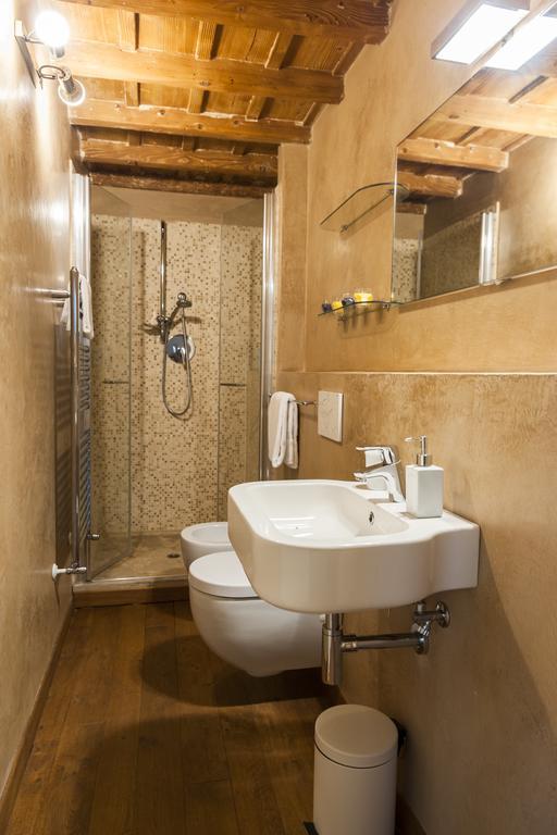 Poet'S Santo Spirito Apt. Apartment Florence Exterior photo